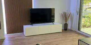 Hochwertig vollständig möblierte 3-Zimmer-Wohnung mit Terrasse und Stellplatz