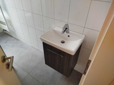 1 Zimmer zu vermieten Warm Miete 450,-€