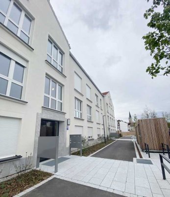 Neuwertige 2-Zimmer-Wohnung mit Wintergarten in Holzkirchen