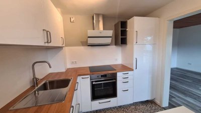 Wohnung in Mannheim-Wallstadt mit neuer Einbauküche und möbliertem Bad