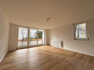 Erstbezug nach hochwertiger Kernsanierung mit Parkett, Putz, neuem Bad & Heizkörpern; provisionsfrei