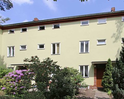 Bauhaus-Reihenhaus mit Garten in der Zehlendorfer Waldsiedlung – provisionfrei