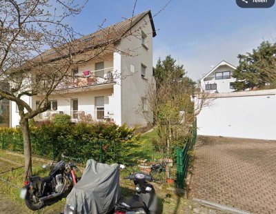 Exklusive Dachgeschosswohnung mit Loft-Potenzial  in Bergen-Enkheim