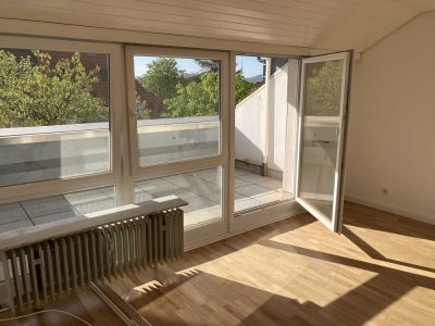 Renovierte Dachgeschoss Wohnung mit Loggia