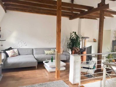 Vollständig renovierte 2-Raum-Maisonette-Wohnung mit Balkon und Einbauküche in Speyer