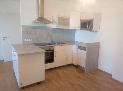 PREISHIT - 3 Zimmer mit Küchenzeile um NUR € 727,00 inkl. BK und Mwst