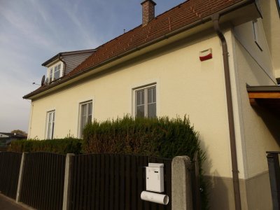 GEMÜTLICHES MIETHAUS IN ZENTRALER LAGE