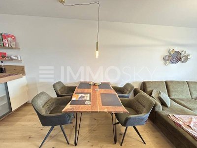 Neuwertig, mit Terrasse, Privatgarten