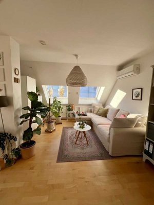 Exklusive Stadtwohnung mit Dachterrassen, Klimaanlage und Domblick