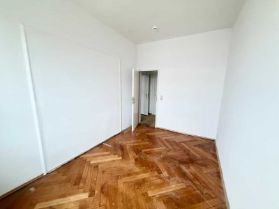 Helle 3-Raum-Wohnung am Pechauer-Platz