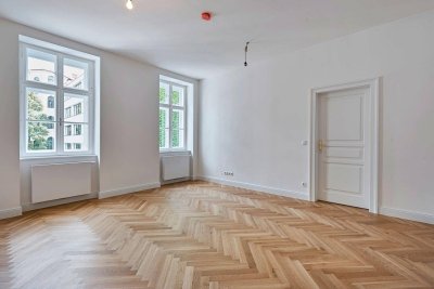 Altbau-Erstbezug in bester Stadtlage - Schöne 2-Zimmer-Wohnung in Hofruhelage - Nähe Mariahilfer Straße