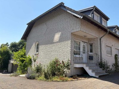 Lichtdurchflutete Maisonette-Wohnung mit großer Sonnenterrasse in Lindlar-Hartegasse