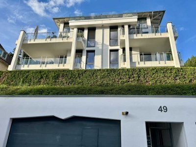 Exklusive 3 Zimmerwohnung mit  Balkon, Terrasse und Garten am Killesberg