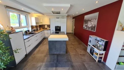 Moderne 4 Zimmer Erdgeschosswohnung direkt am Lippesee
