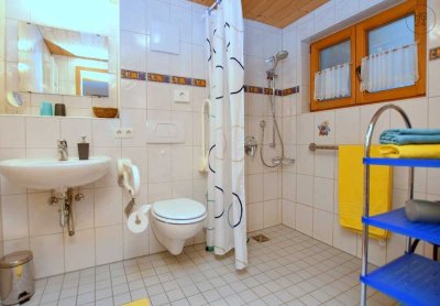 Möblierte 2 Zimmer-Wohnung mit Terrasse und Stellplatz in Immenstadt