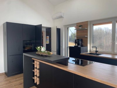 Barrierefreies Einfamilienhaus mit Pool