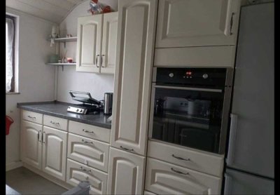 Helle 3,5-Zimmer-DG-Wohnung in Stuttgart inkl. Einbauküche