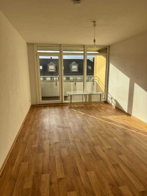 Ideal für Singles: 1-Zimmer-Wohnung mit Balkon und Einbauküche in der Delmenhorster Innenstadt!