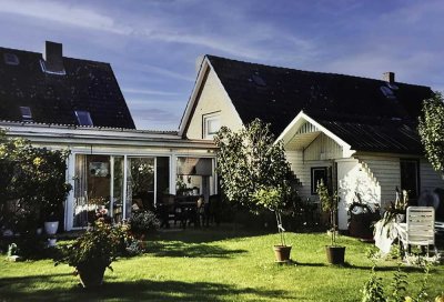 Sanierungsbedürftiger Schatz!
Einfamilienhaus mit Einliegerwohnung in Bardowick