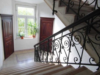 Schöne geräumige Eigentumswohnung mit Balkon