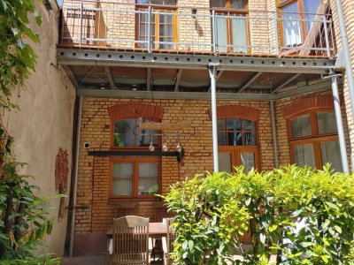 Kleines Townhouse mit Balkon und Terrasse in ruhiger Lage (befristet bis Juni 2027)
