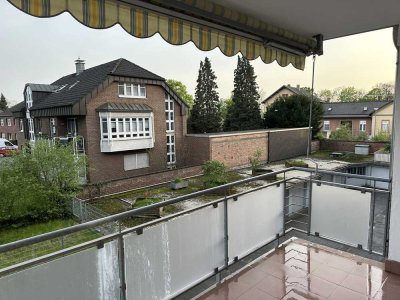 Kernsanierte und frisch renovierte Stilvolle 3-Zimmer-Wohnung mit großzügigem Balkon in Langenfeld