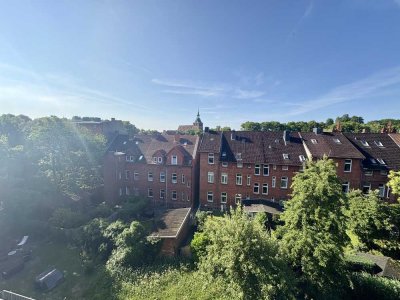 Helle 2 Zimmerwohnung mit Südloggia & Blick über Lüneburg