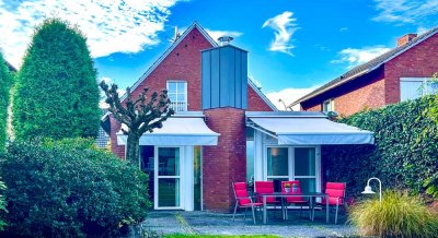 GROSSZÜGIGES FAMILIENZUHAUSE MIT KAMIN, TRAUMGARTEN UND EIGENER KINDERETAGE