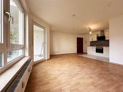 Schöne Terrassen-Wohnung in ruhiger Lage mit TG-Stellplatz