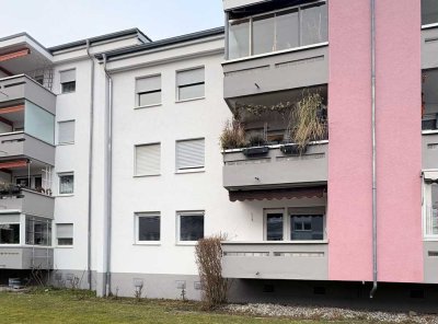 Ruhige, geräumige 4,5-Zimmer-Wohnung im Erdgeschoss (Mehrfamilienhaus)