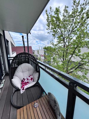 Neuwertige 3-Zimmer-Wohnung mit Balkon und Einbauküche in Schwerin