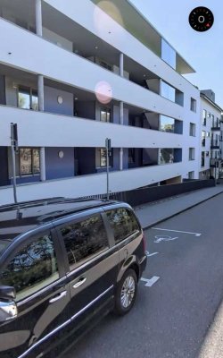 Stadtnahes, seniorengerechtes Wohnen: sehr schöne hochwertige 3-Zimmer Wohnung