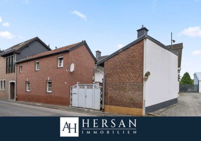 Einfamilienhaus mit drei hellen Zimmern und Einbauküche in Baesweiler-Loverich!