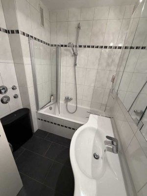 Schön geschnittene 3 Zimmer Wohnung in ruhiger Lage im Münchner Süden