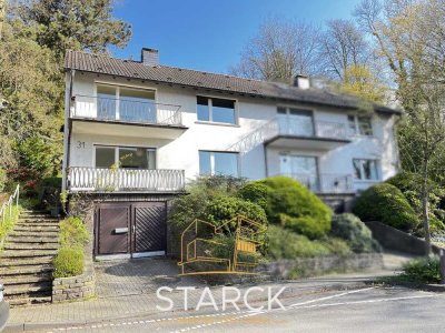 Preisreduzierung! Doppelhaushälfte mit Potenzial in Citylage von Bergisch Gladbach.