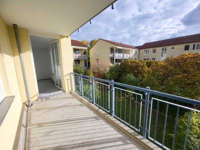 „Frisch renoviertes Juwel in Freimann: 3 Zimmer, Südbalkon & Gäste-WC direkt an der Heide“