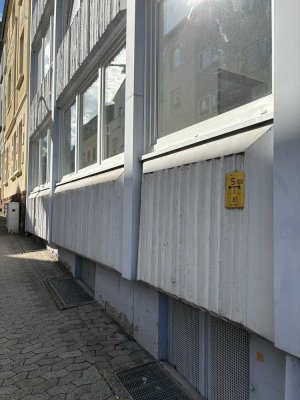 Schöne renovierte 2-Zimmer-Wohnung in Saarbrücken