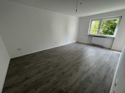 Modern geschnittene 4-Zimmer Wohnung in zentraler Lage; Erstbezug nach Komplettsanierung