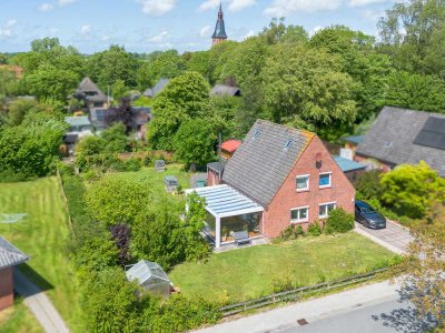 Dorfleben mit Komfort - Saniertes Einfamilienhaus in Tetenbüll
