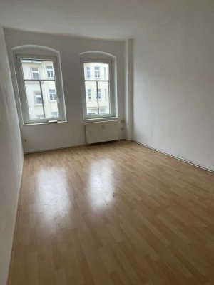 Helle 2-Zimmer-Wohnung im 1. OG in Freiberg