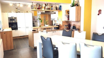 Vollrenoviertes Einfamilienhaus mit Weitblick – nur 10 Minuten vor den Toren von Graz