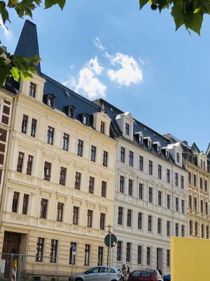 Vermietete 3-Raumwohnung mit tollem Bad, Lift, Balkon & Stellplatz sucht Kapitalanleger!