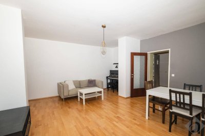 Exklusive Altbauwohnung direkt am Mirabellplatz – Historischer Charme trifft modernen Komfort