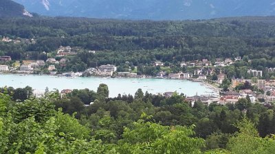 Jahresmiete VELDEN kl. TOP Seeblick-Ferienbungalow, sonnige Traum -Lage(See 30m,Schloss 300m)
