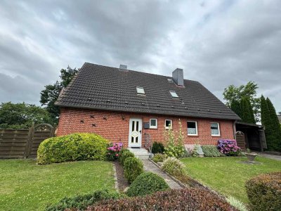 Solides Einfamilienhaus mit großem Garten und Fernblick
