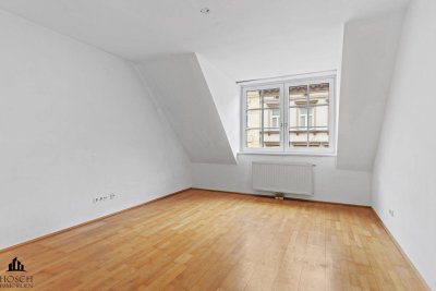 Modernisierte 3-Zimmer-Dachgeschosswohnung mit Lift in Bestlage von Währing – Nähe Kutschkermarkt