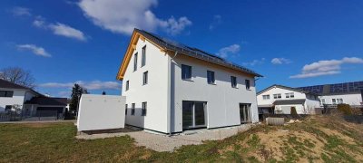 Neubau Doppelhaushälfte mit PV Anlage in begehrter Lage von Mühldorf Nord !