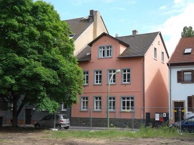 1Zi-Wohnung in Niederrad, eigene Dusche/WC, gut geeignet für Pendler/Studenten