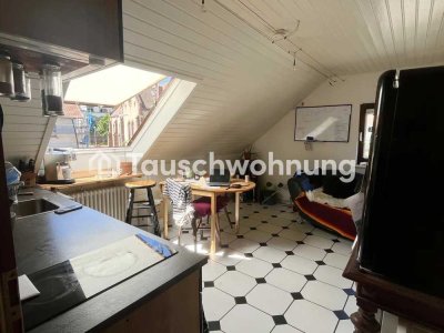 Tauschwohnung: Helle 1,5 Zimmer Wohnung gegen 3 Zimmer Wohnung