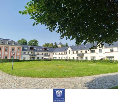 Märchenhafte moderne Familienwohnung mit Balkon im historischen Rittergut!